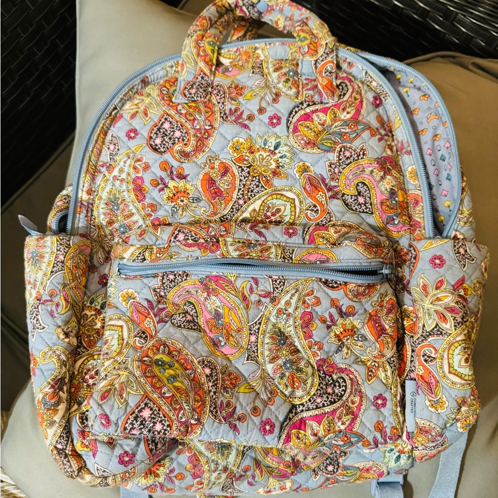 VERA BRADLEY BACKPACK